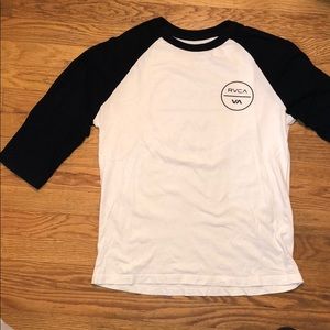 A RVCA baseball Tee